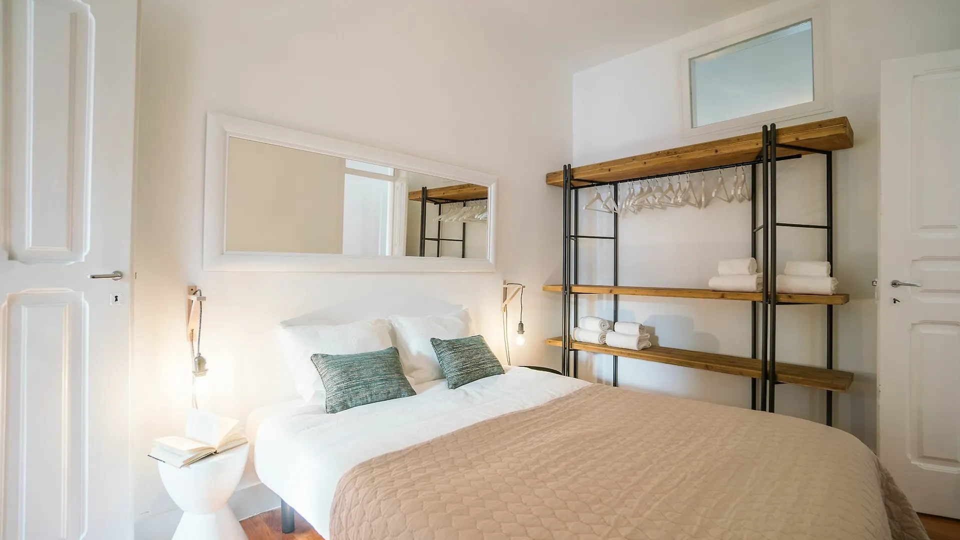 Art Apartment Lisbon